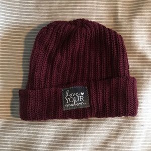 Love Your Melon burgundy beanie - price firm